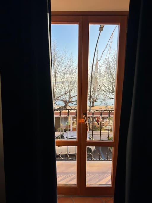 Fronte Lago Nel Centro Storico “La Casa Del Lago” Trevignano Romano Exterior foto